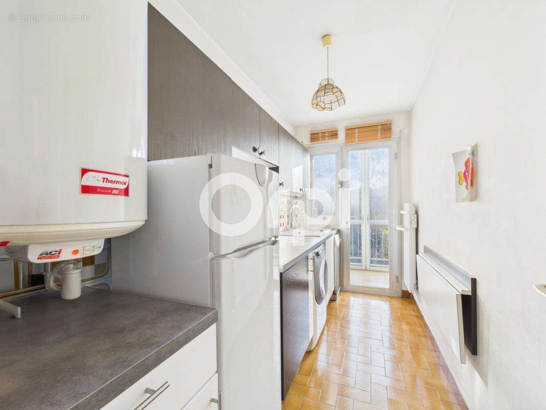 Appartement à MANDELIEU-LA-NAPOULE