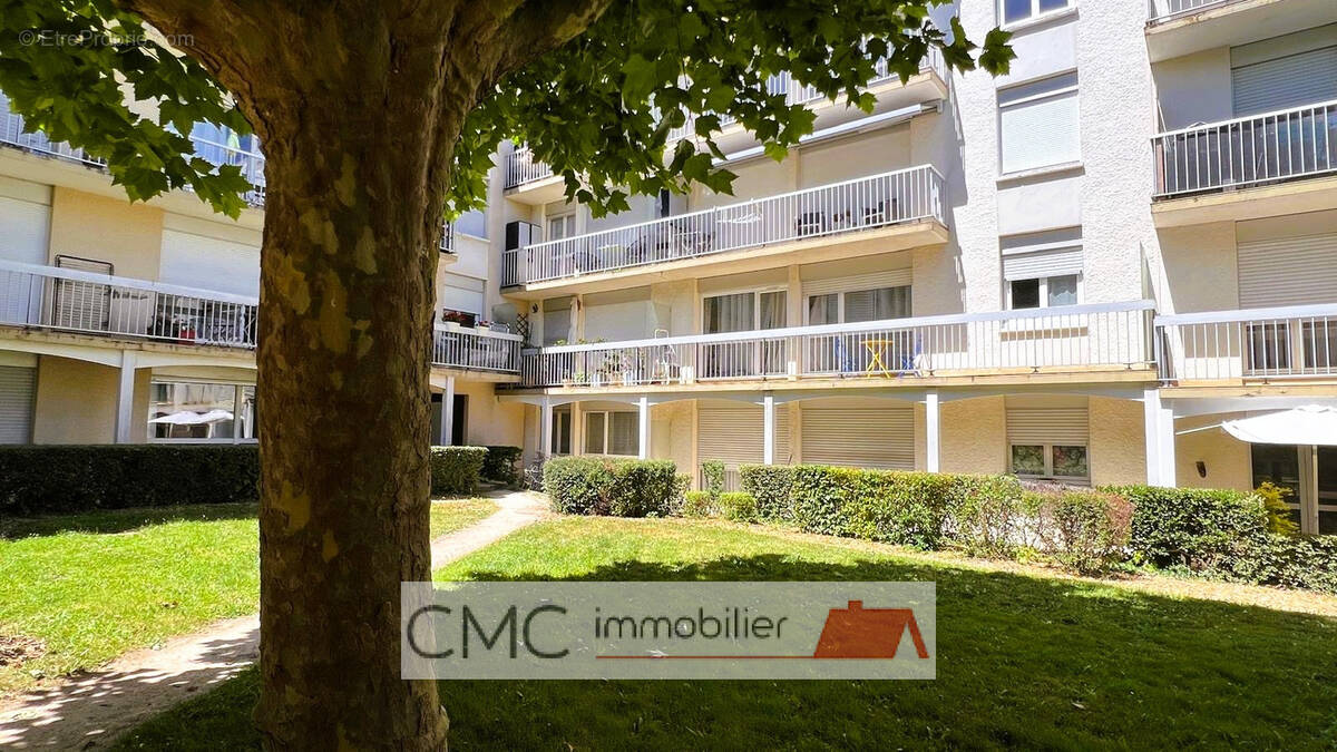 Appartement à MAINVILLIERS