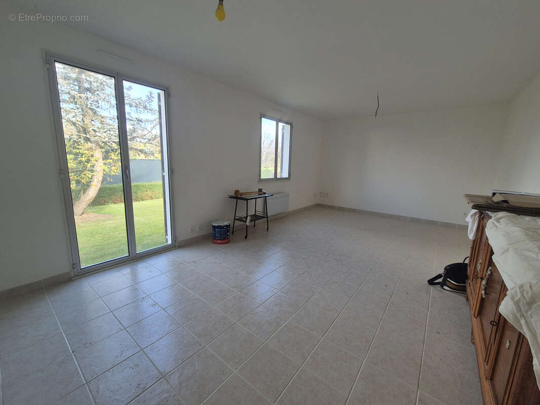 Maison à SAINT-ELIPH