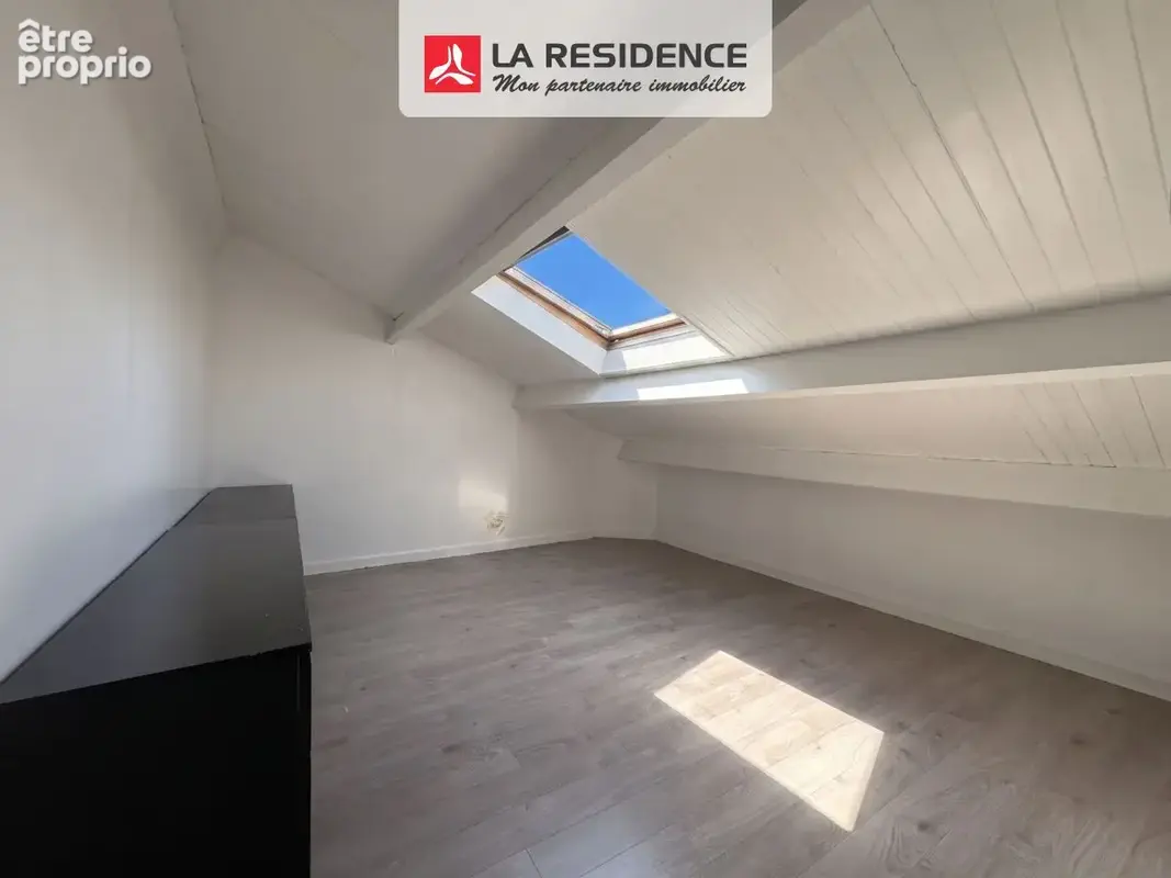 Appartement 85 m² à Nanterre  - photo 6