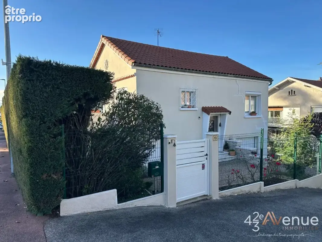 Maison 6 pièces 108 m² à vendre à Andrezieux-Boutheon (42160) - photo 9