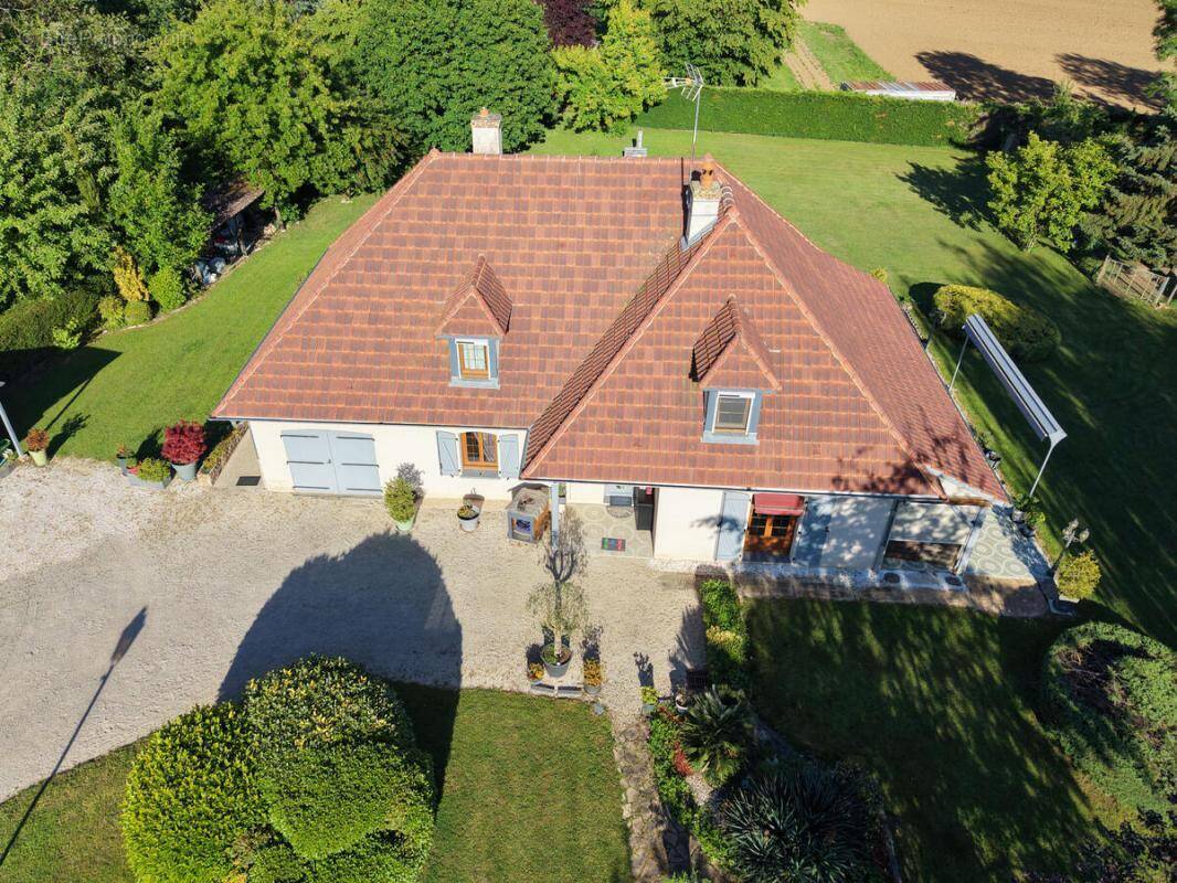 Maison à CHEVIGNY-EN-VALIERE