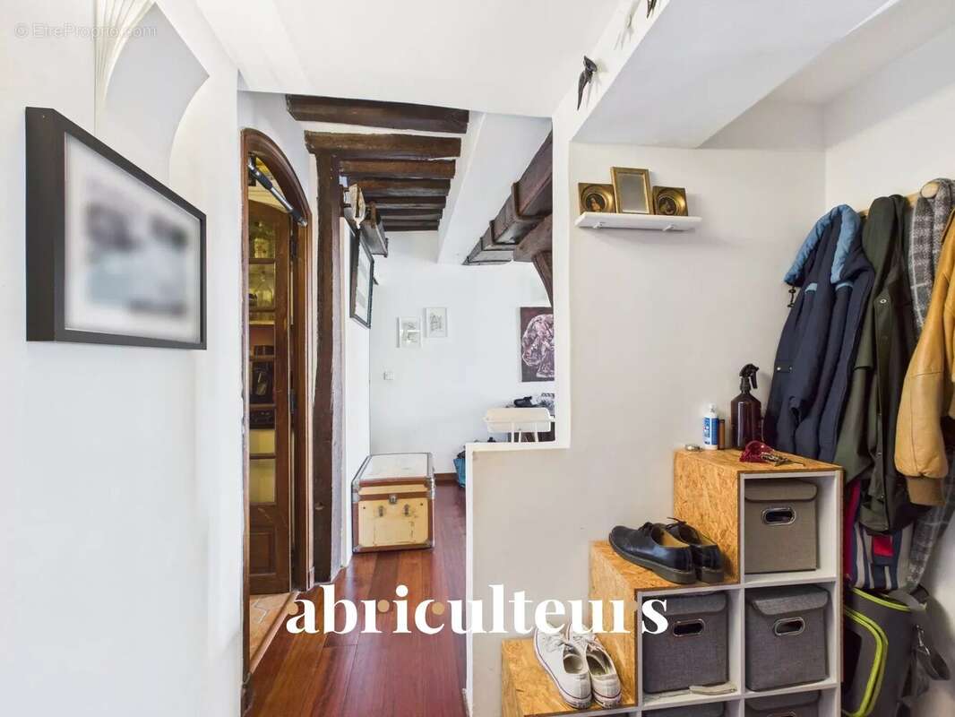 Appartement à PARIS-4E