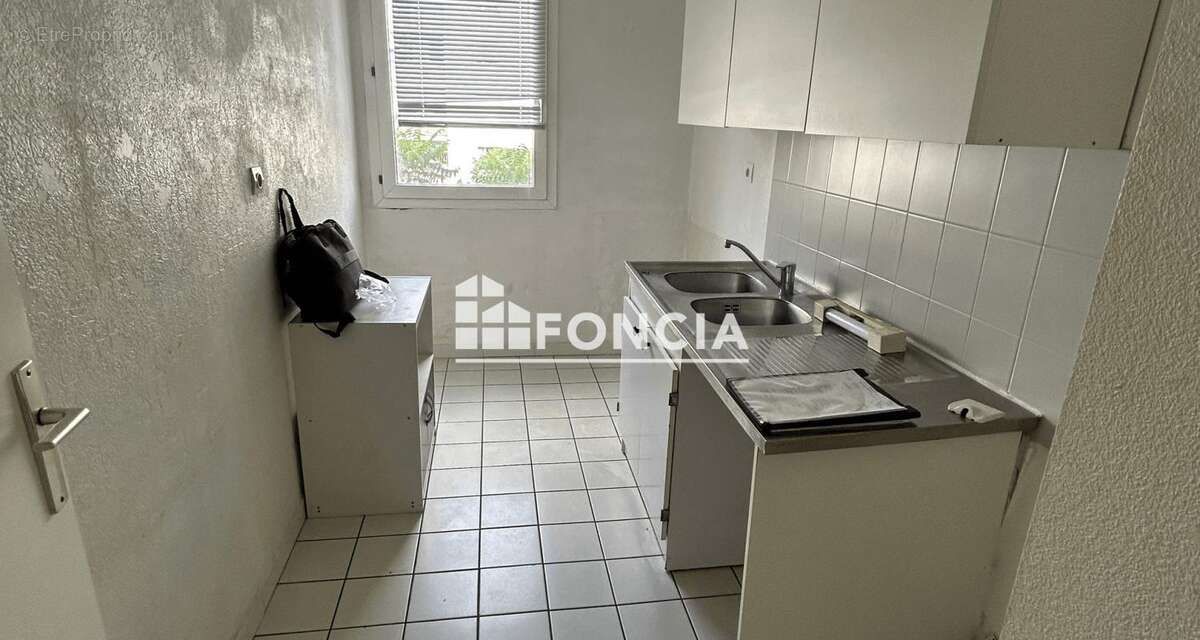 Appartement à LYON-8E