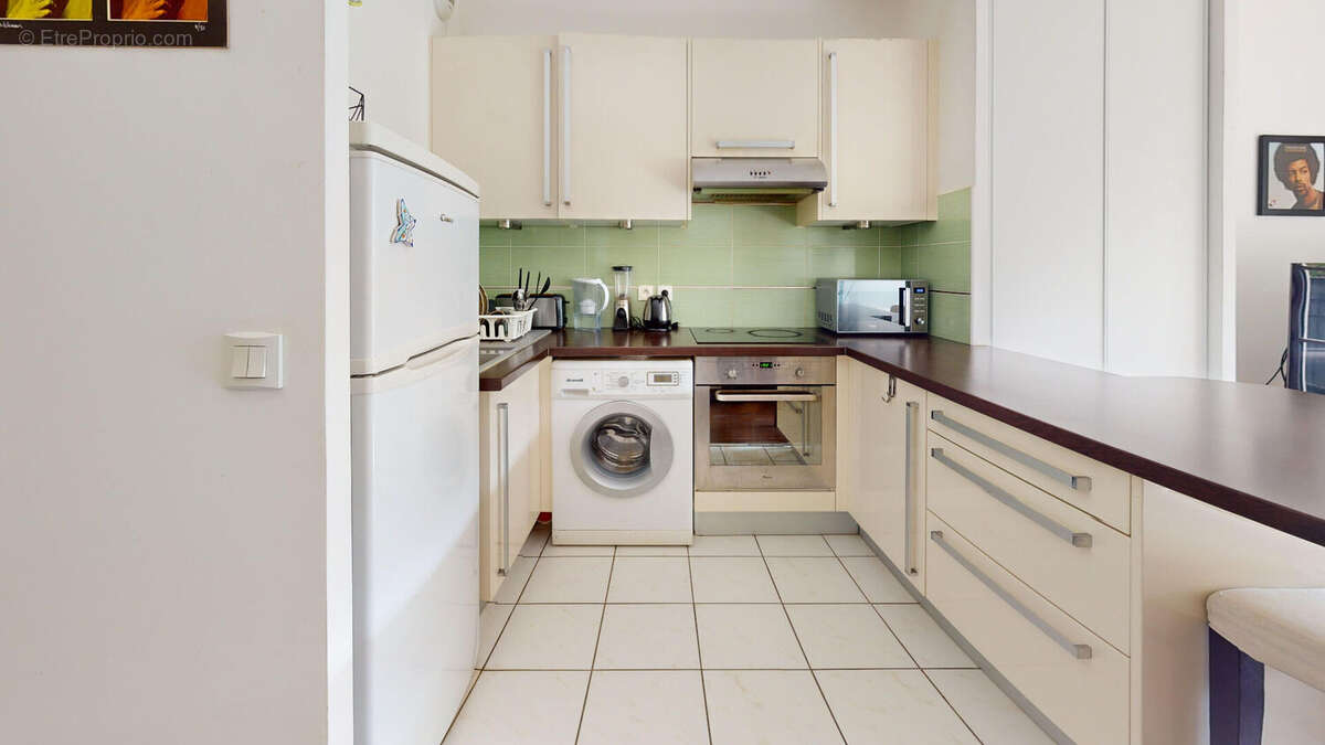 Appartement Fontenay Le Fleury 2 pièces 39.47 m2, 2 balcons, 1 pkg en S/sol - photo 5