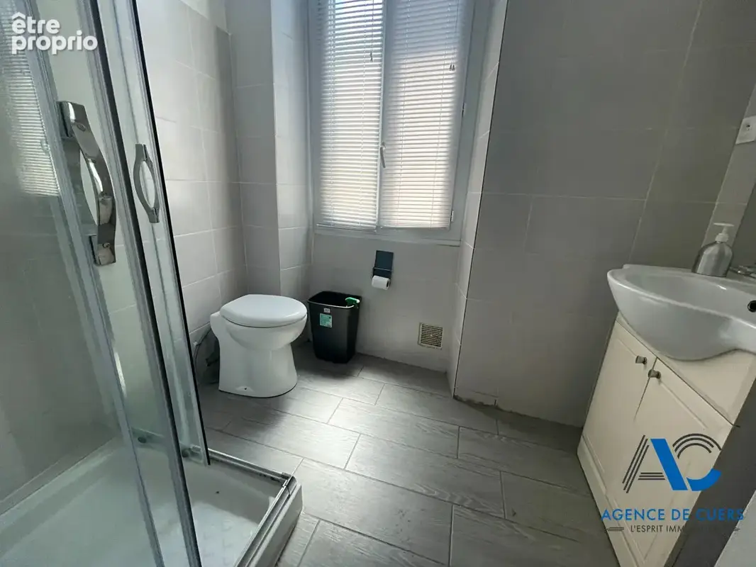 Cuers T2 (51m2) - photo 4