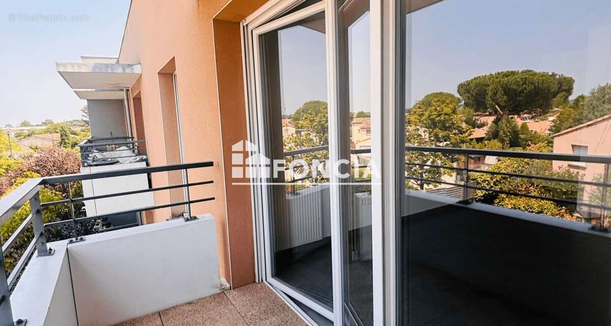 Toulouse Nord – Beau T2 lumineux au dernier étage avec parking, résidence récente - photo 8