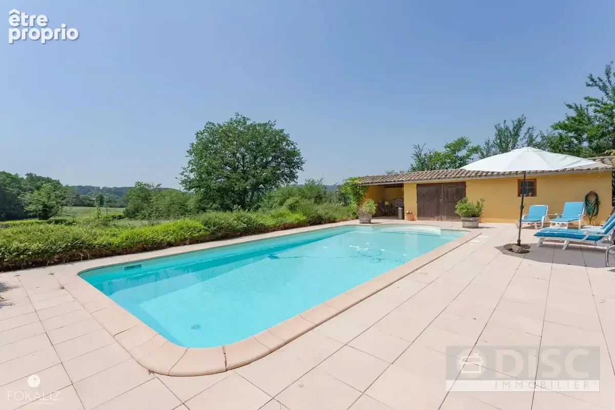 Belle maison avec dépendance, jardin et piscine - photo 4