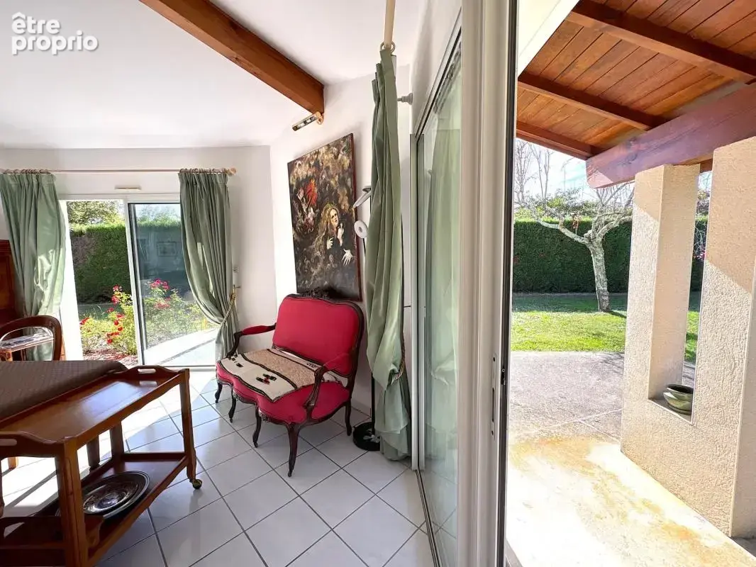 Maison contemporaine 6 pieces 156m2 avec double garage, quartier recherche - photo 9