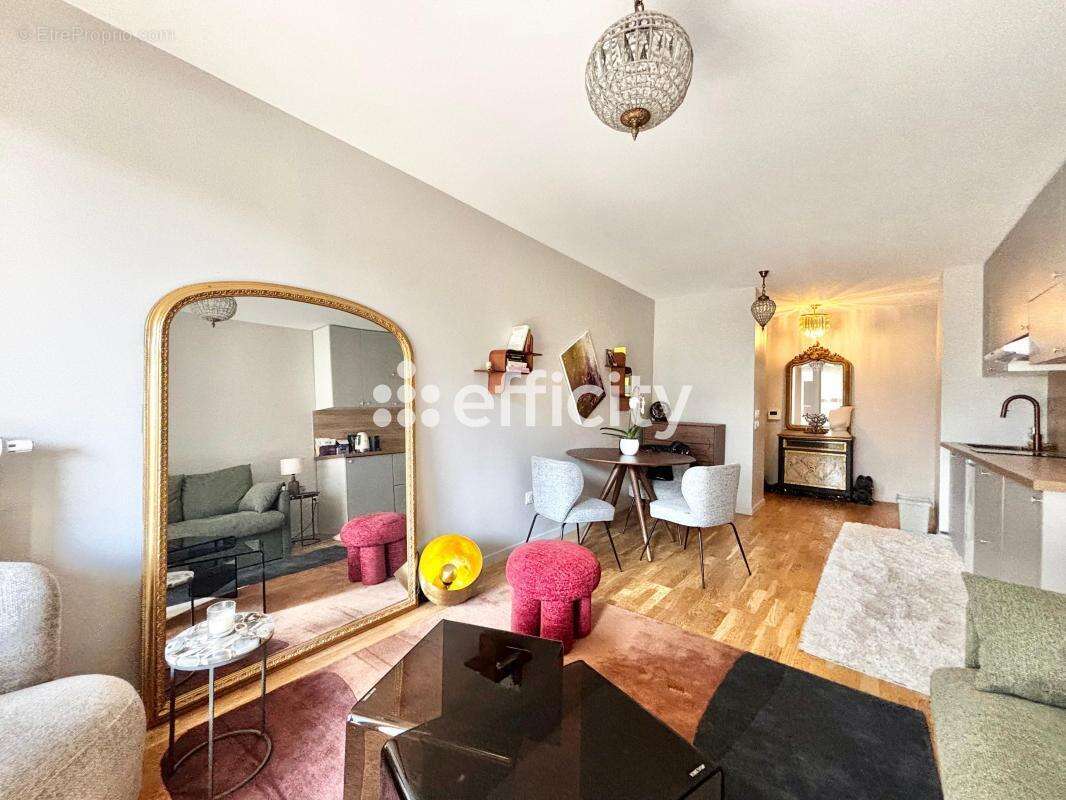 Appartement à ASNIERES-SUR-SEINE