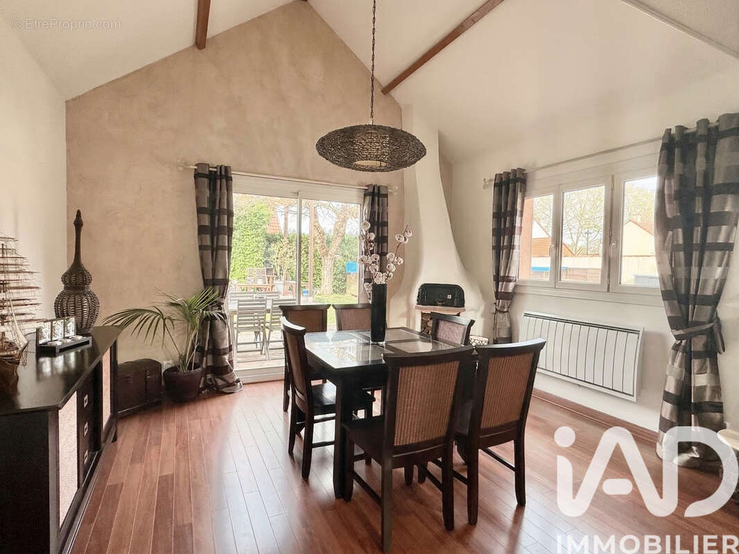 Photo 3 - Maison à CHEVANNES