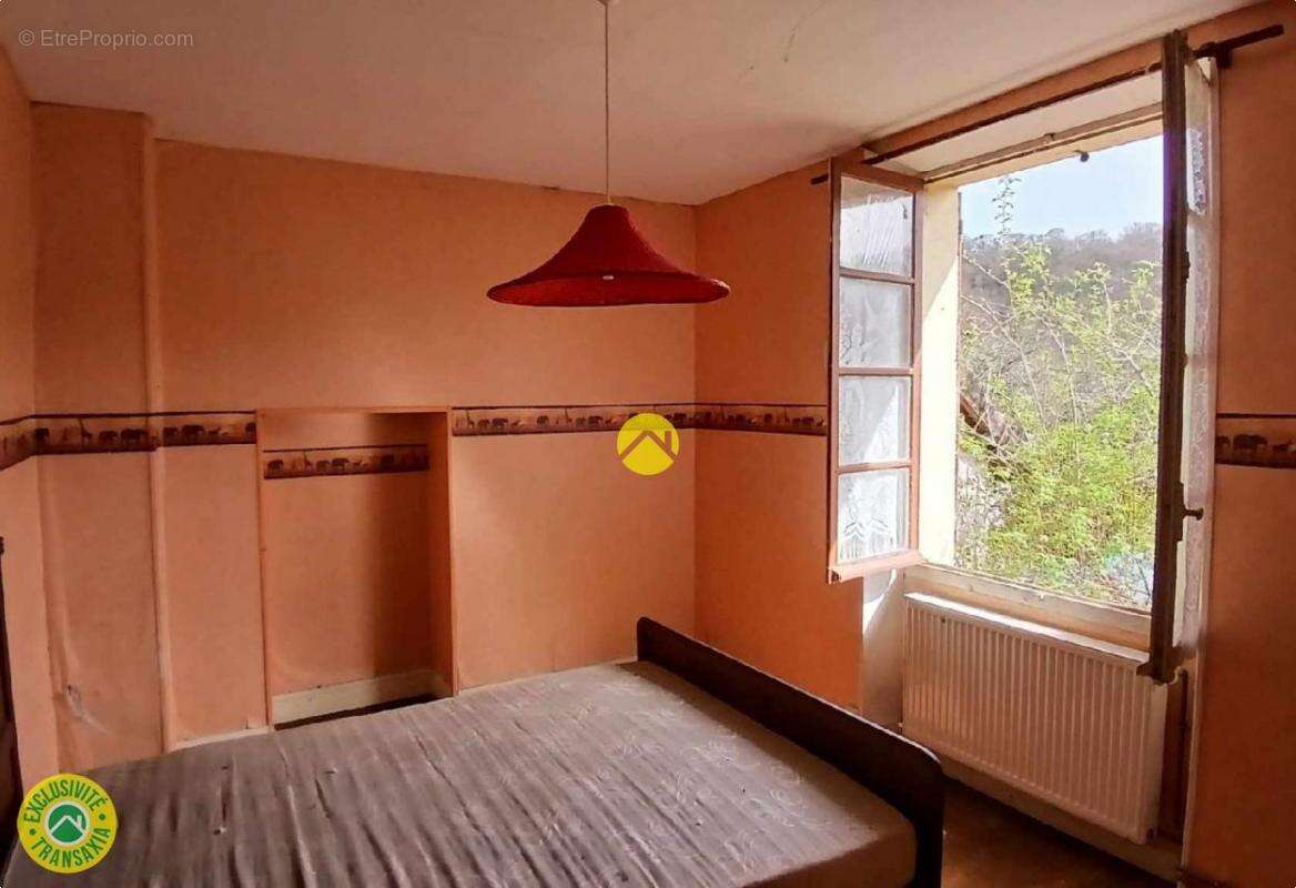 Maison à JABREILLES-LES-BORDES