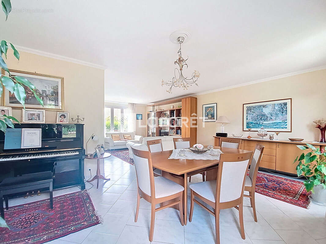 Maison à TRIEL-SUR-SEINE