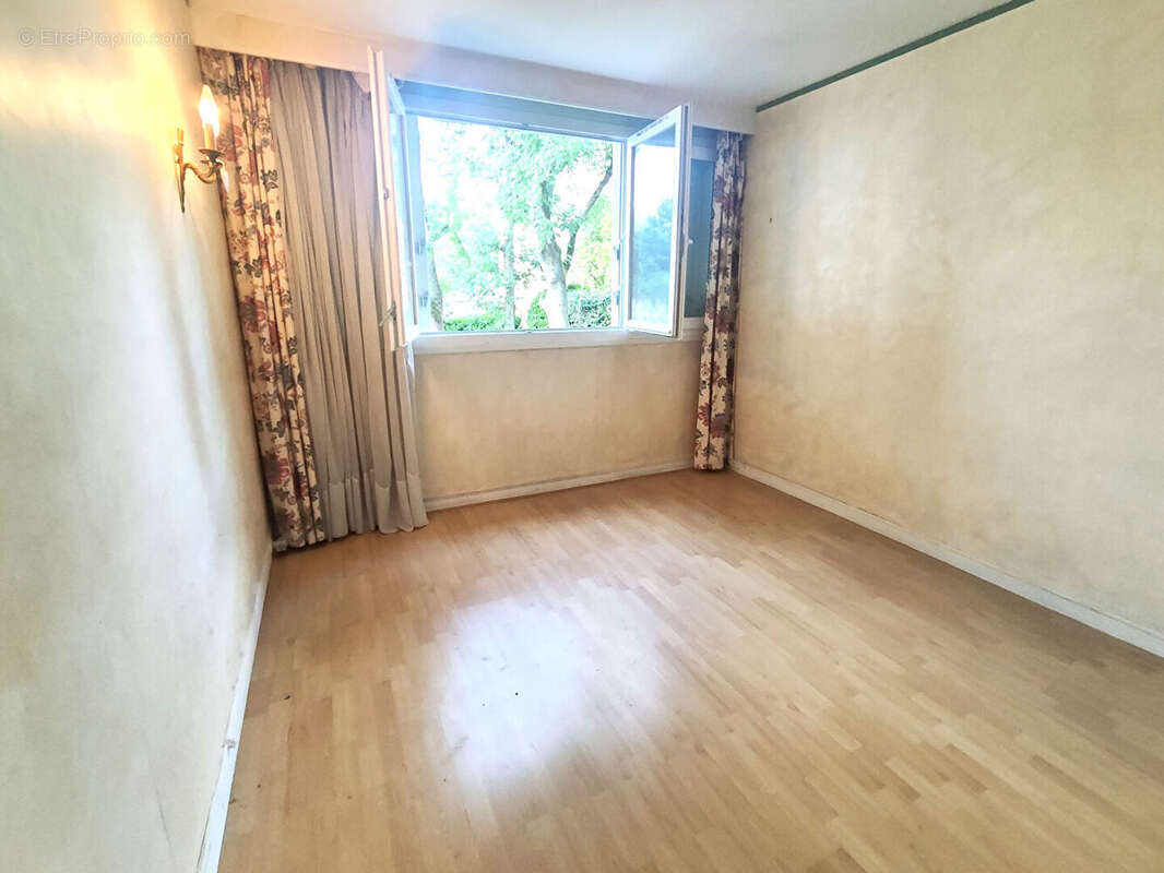 Appartement à CARRIERES-SUR-SEINE