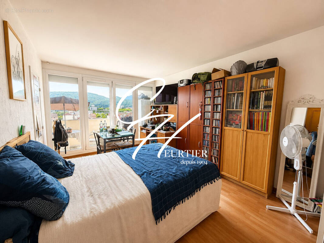 Appartement à ECHIROLLES