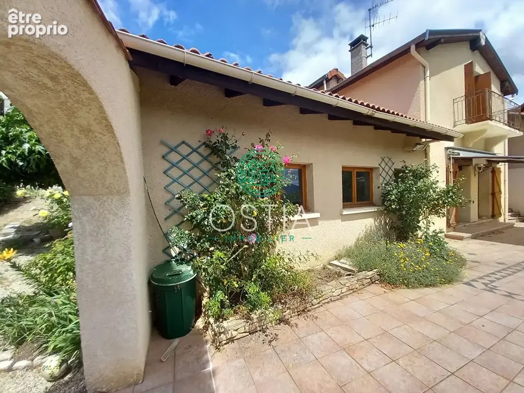 Maison Cellieu 6 pièce(s) 113 m2 - photo 13
