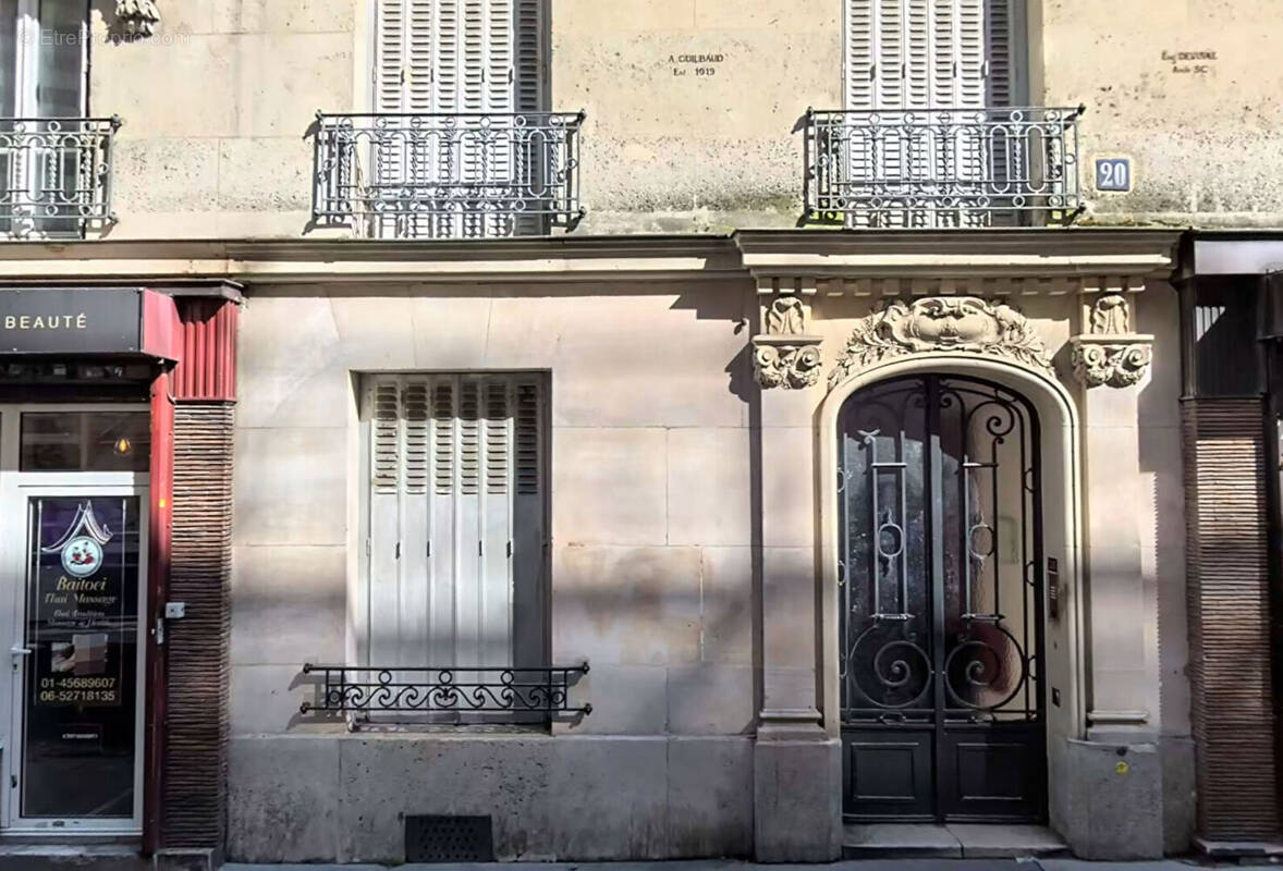 Appartement à PARIS-11E