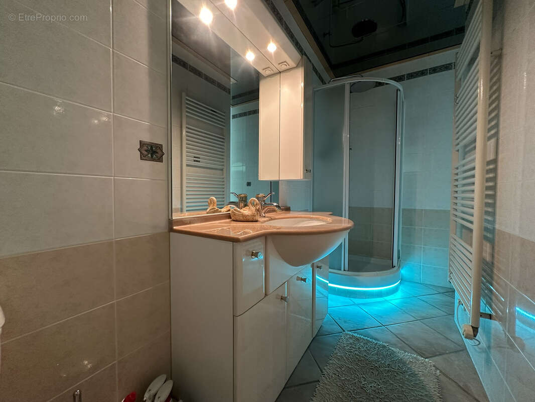 Villa d'exception 7 pieces de 192 m2 avec piscine a toit ouvrant a puget-sur-argens - photo 7