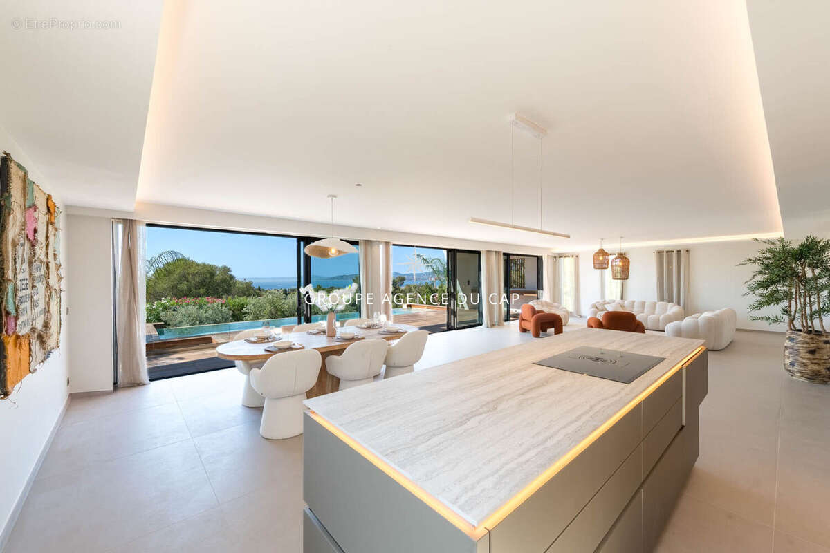 Maison à SAINT-RAPHAEL