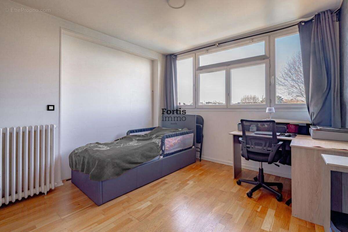 Appartement à LE BOURGET