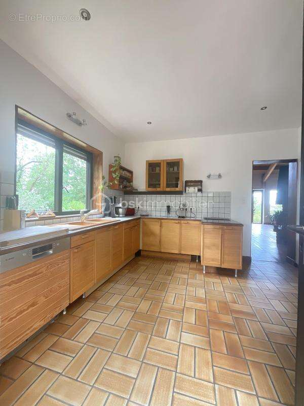Propriété d’architecte avec apport solaire et vue dominante – 270 m² – Terrain divisible de 3000 m² – À 3 min de Dourdan - photo 5