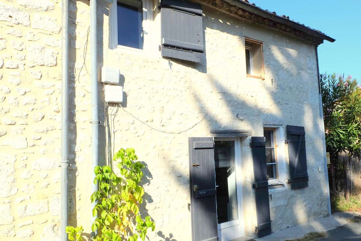 Appartement à LA SAUVETAT-DU-DROPT