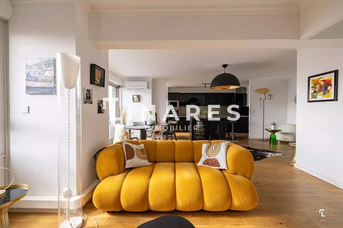 Appartement à MARSEILLE-8E