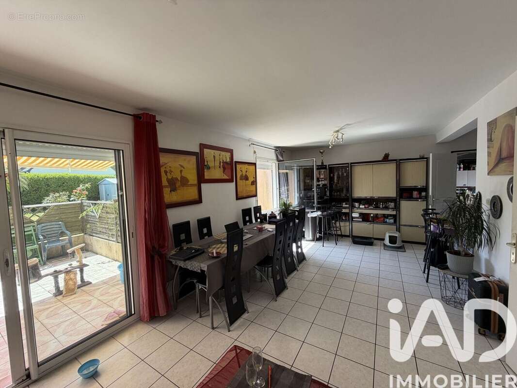 Photo 3 - Maison à LANDIVISIAU