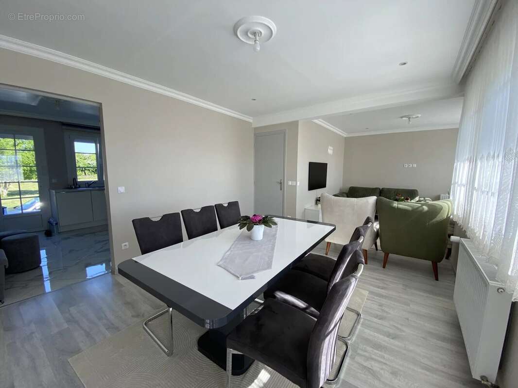 Maison à VERNEUIL-SUR-AVRE