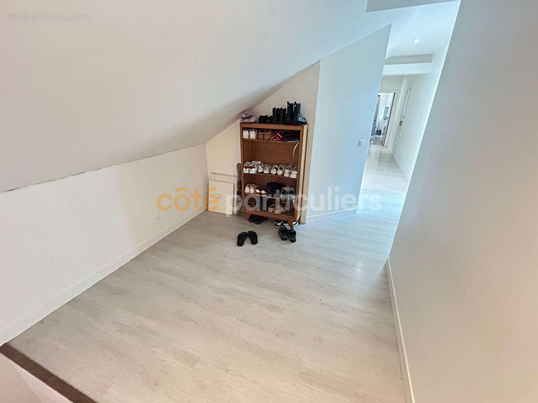 Appartement à VILLENEUVE-LE-ROI