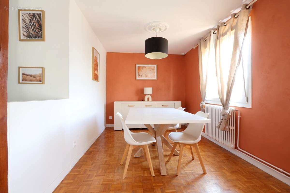 Maison à vendre 6 pièces avec garage en sous sol et jardin plat SAINT MARTIN SUR LE PRE (51) - photo 20