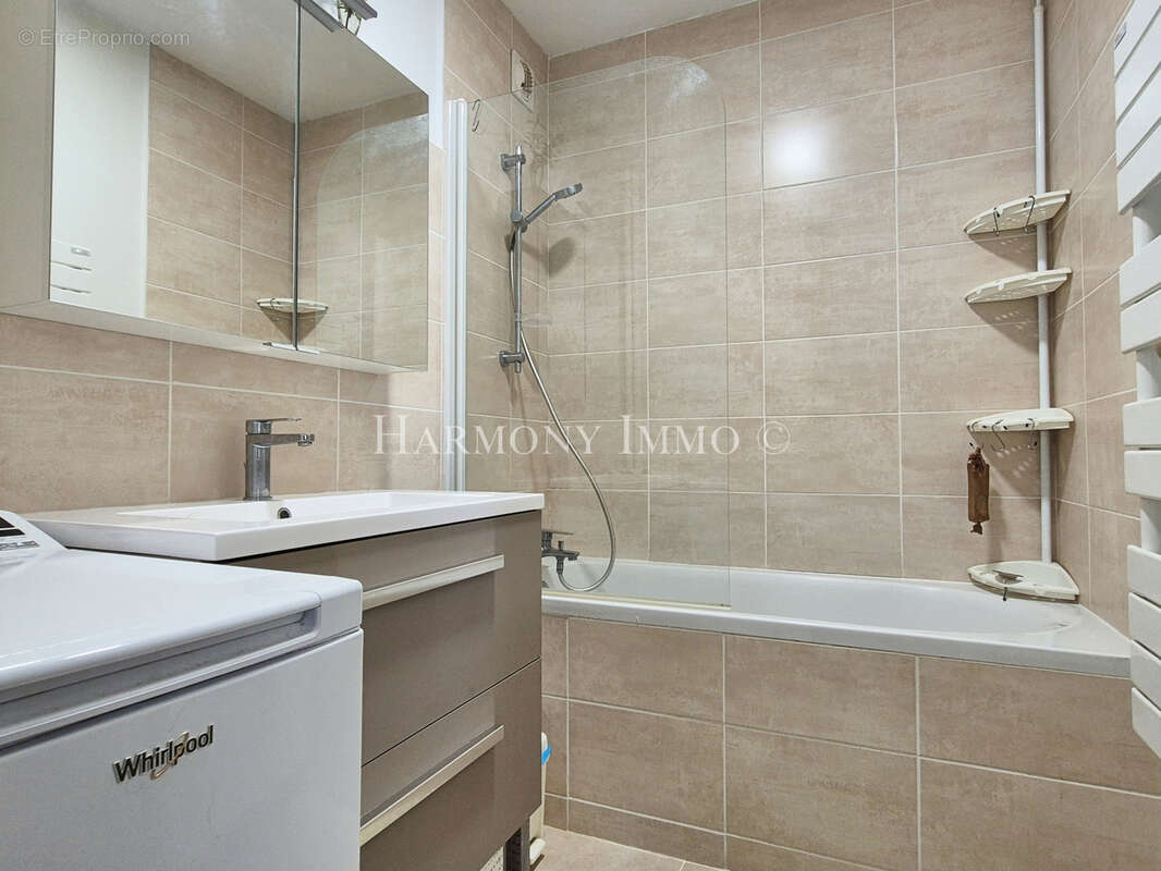 Appartement à FONTAINES-SUR-SAONE