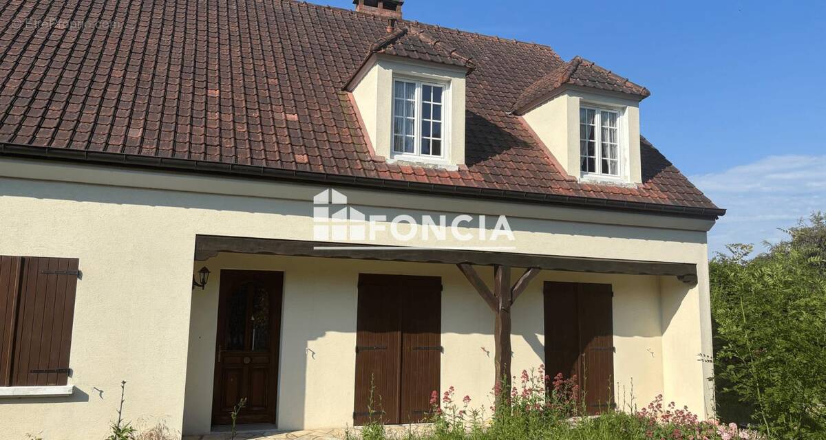 Maison à SAINT-LEU-LA-FORET