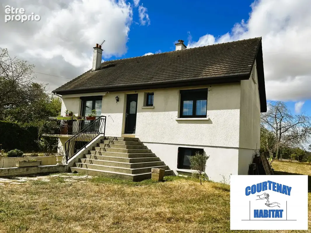 Photo Maison à Courtenay au prix de 158 000€