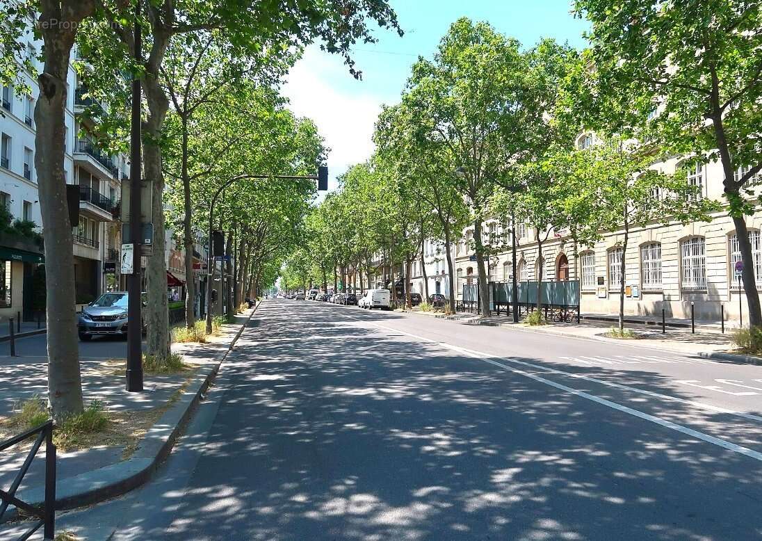 Appartement à PARIS-7E