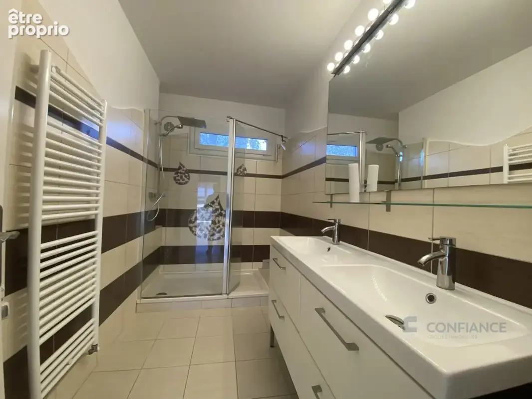 Appartement 99 m² à Villeurbanne  - photo 6