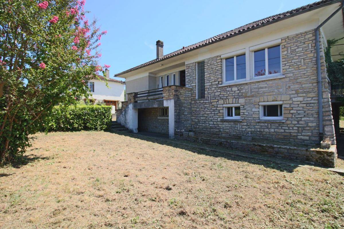 Maison à PUY-L'EVEQUE