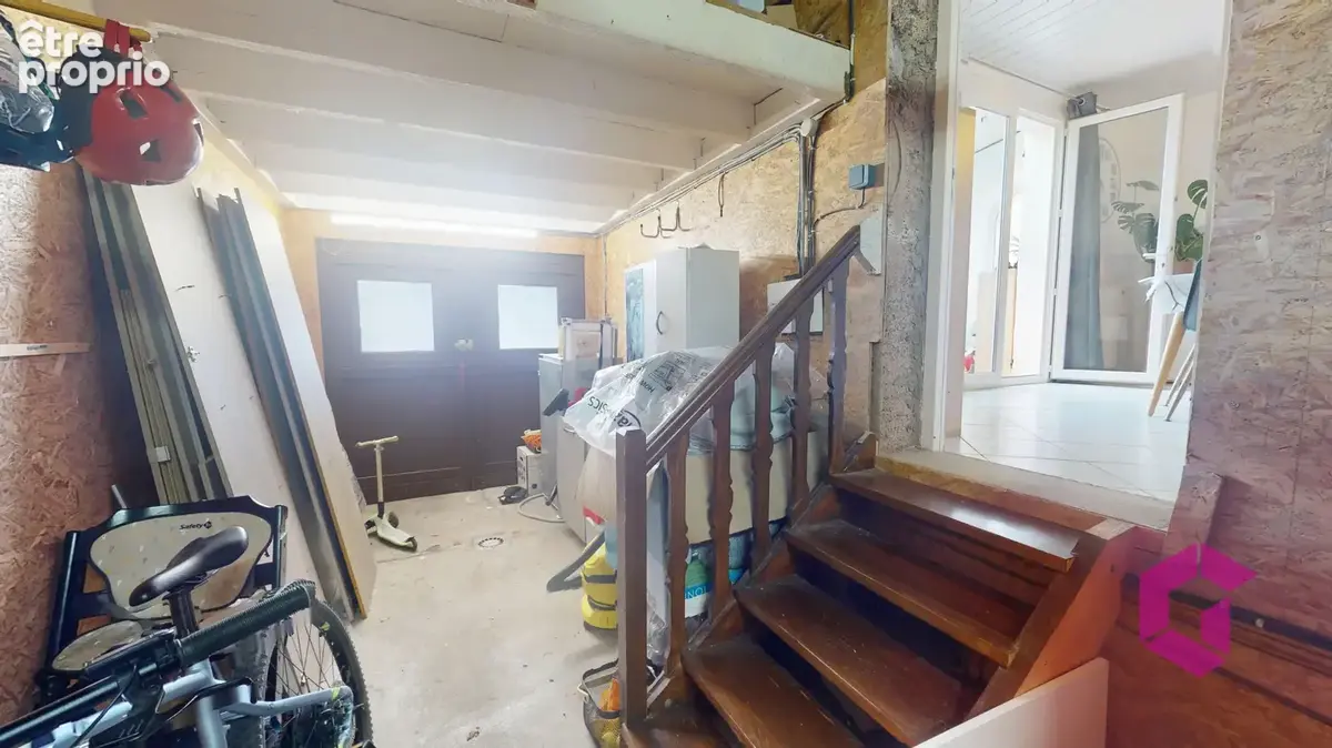 Brives-Charensac : maison 4 pièces rénovée, 3 chambres, véranda, vue dégagée sur la Loire - photo 17