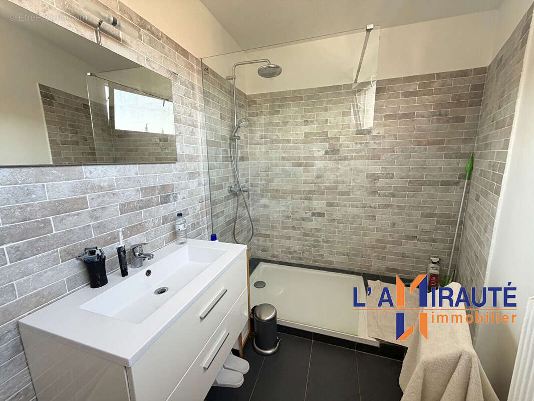 Appartement Le Mesnil Le Roi 2 pièce(s) 46.70 m2 - photo 4