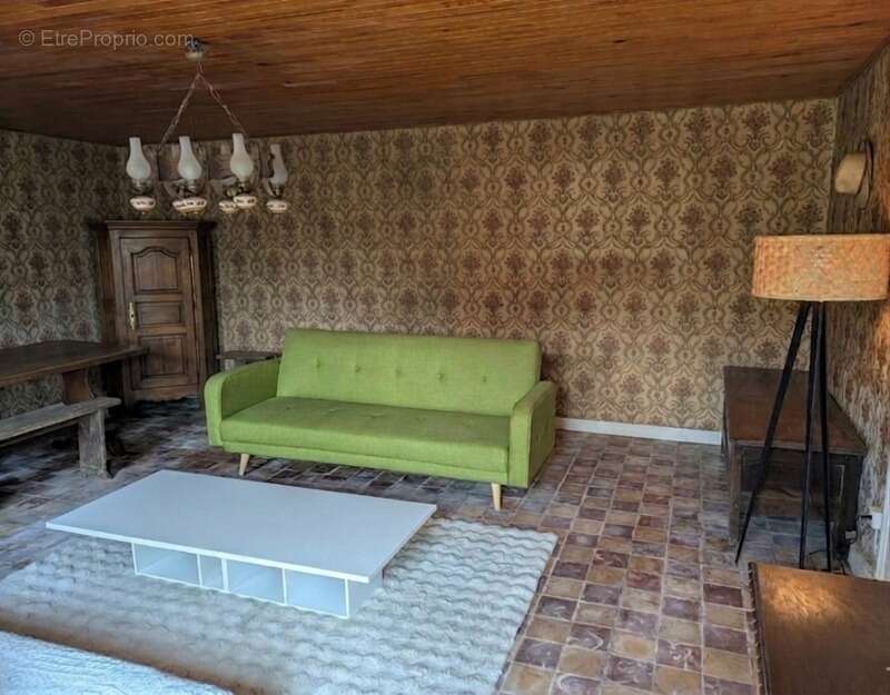 Maison à vendre corps de ferme +longère de 333 m2 au total avec vie de plain pied possible, parcelle de 1110m2, entre Rostrenen  - photo 9