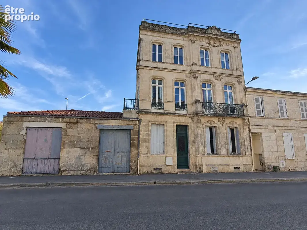 Photo Maison à Rochefort au prix de 575 000€