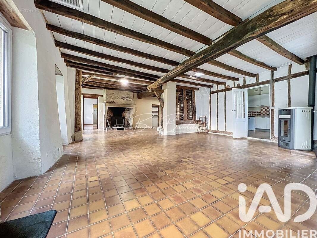 Maison 262 m² à Madirac  - photo 8