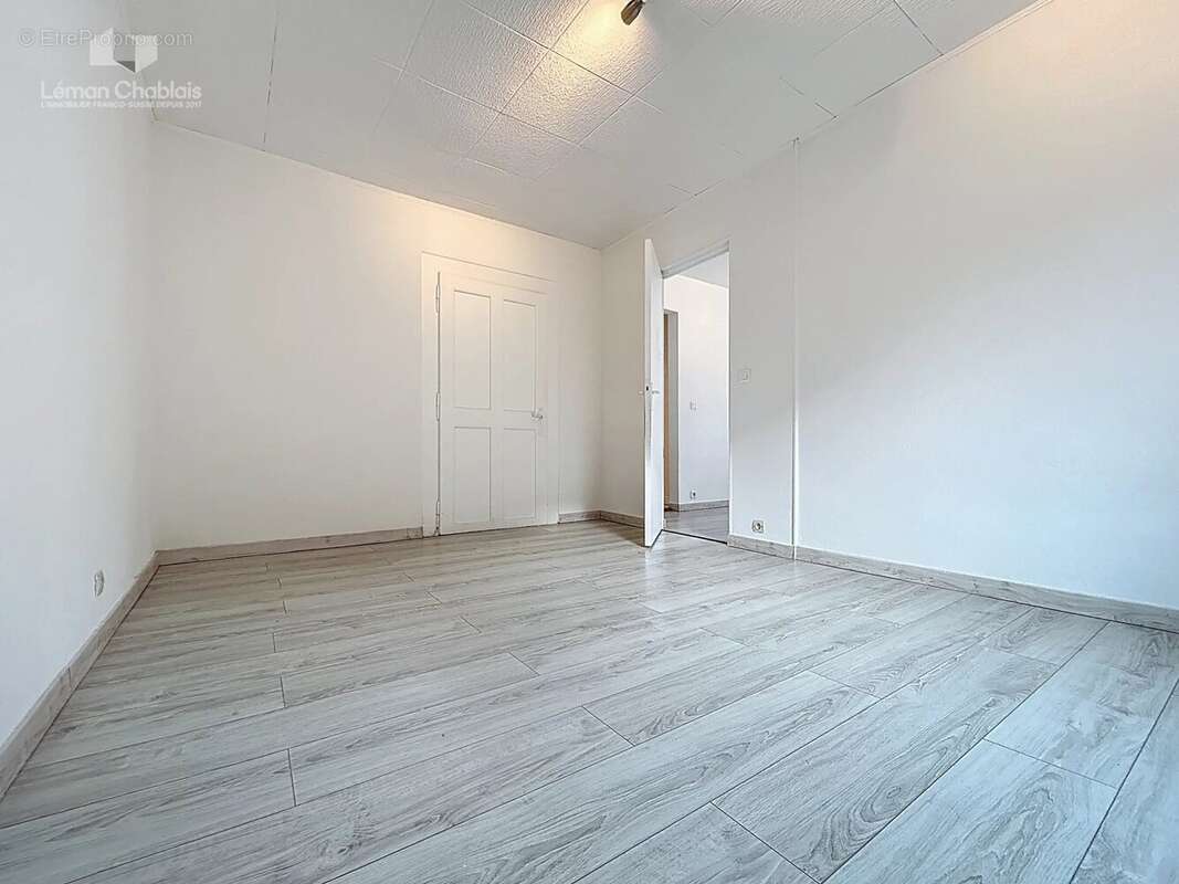 Appartement à EVIAN-LES-BAINS