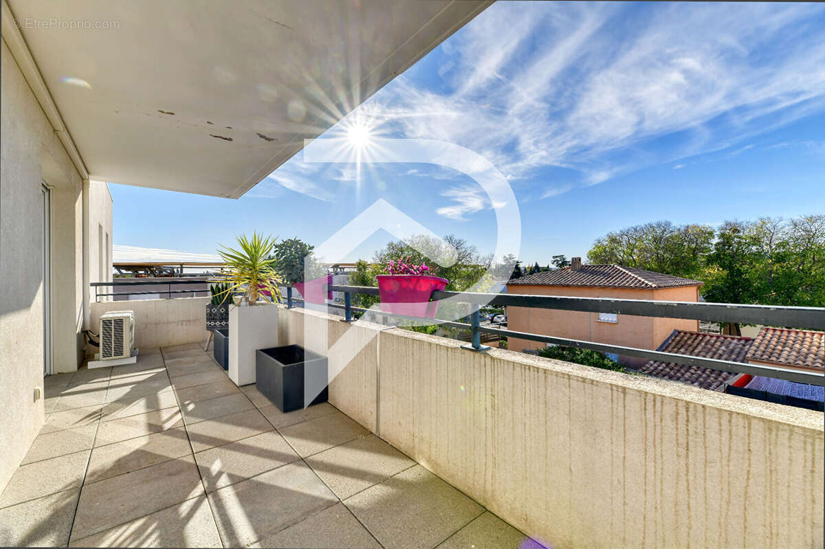 Appartement à NIMES