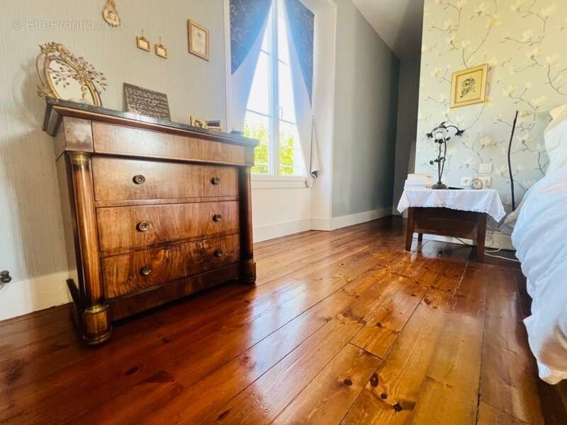 Maison à CHATELLERAULT