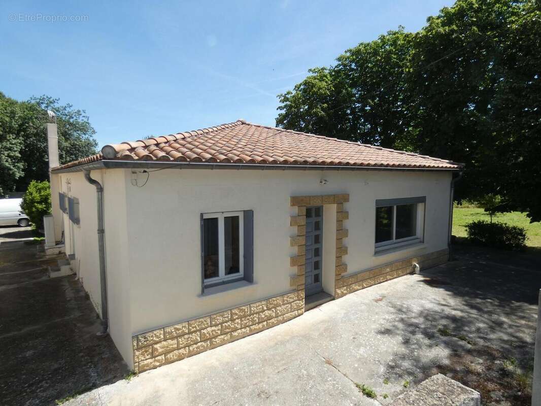 Photo 2 - Maison à RIEUX-MINERVOIS