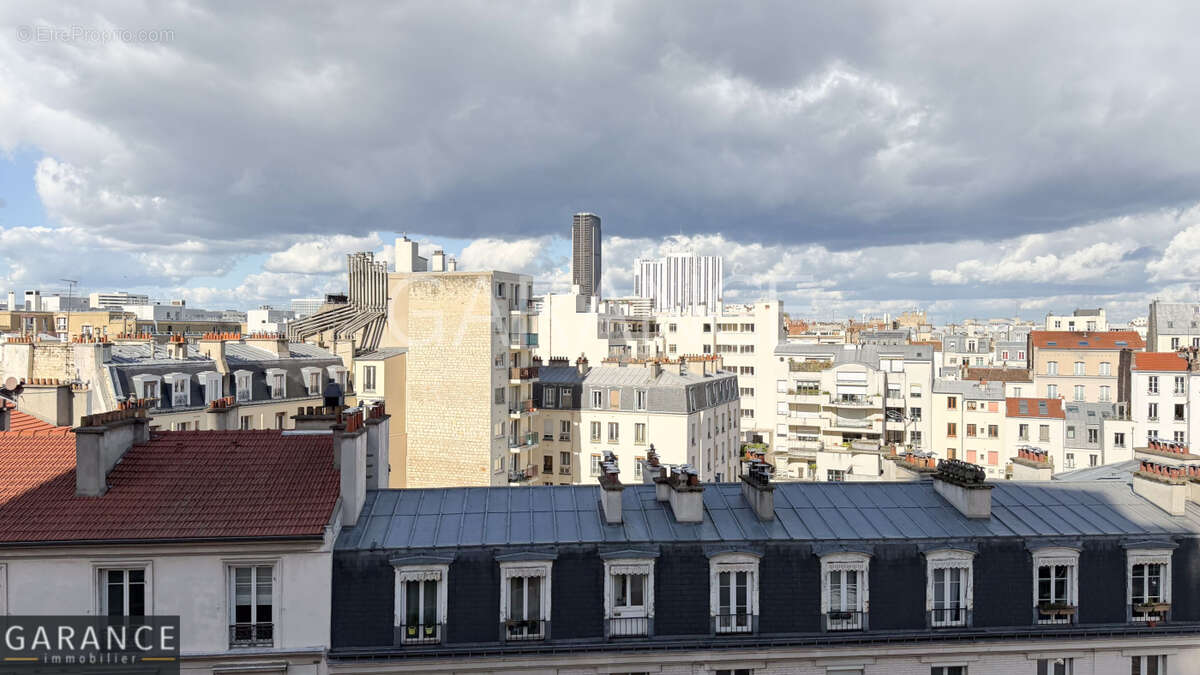 Appartement à PARIS-14E