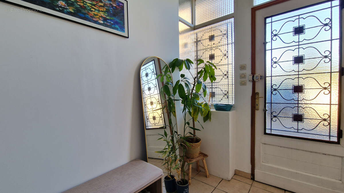 Maison à CELLE-LEVESCAULT