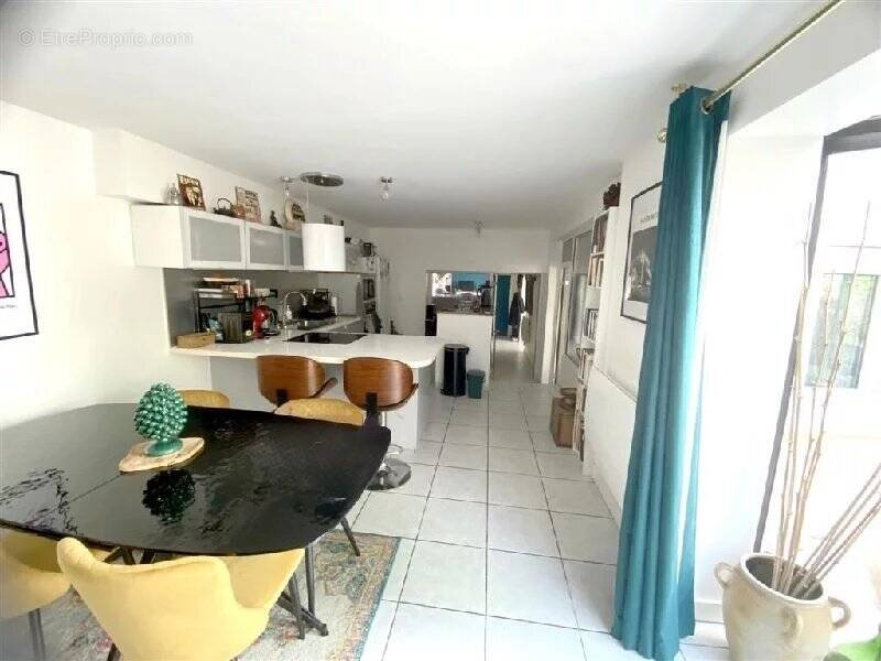 Appartement à EPINAY-SUR-ORGE