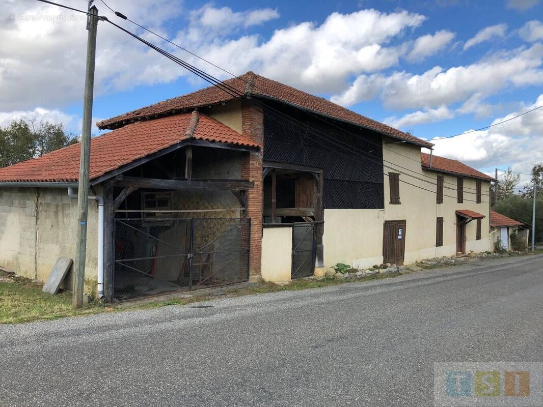 Maison à CASTELNAU-MAGNOAC